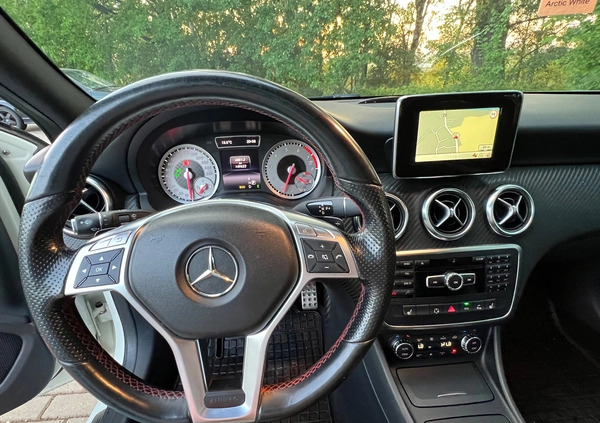 Mercedes-Benz Klasa A cena 69900 przebieg: 140000, rok produkcji 2015 z Kraków małe 667